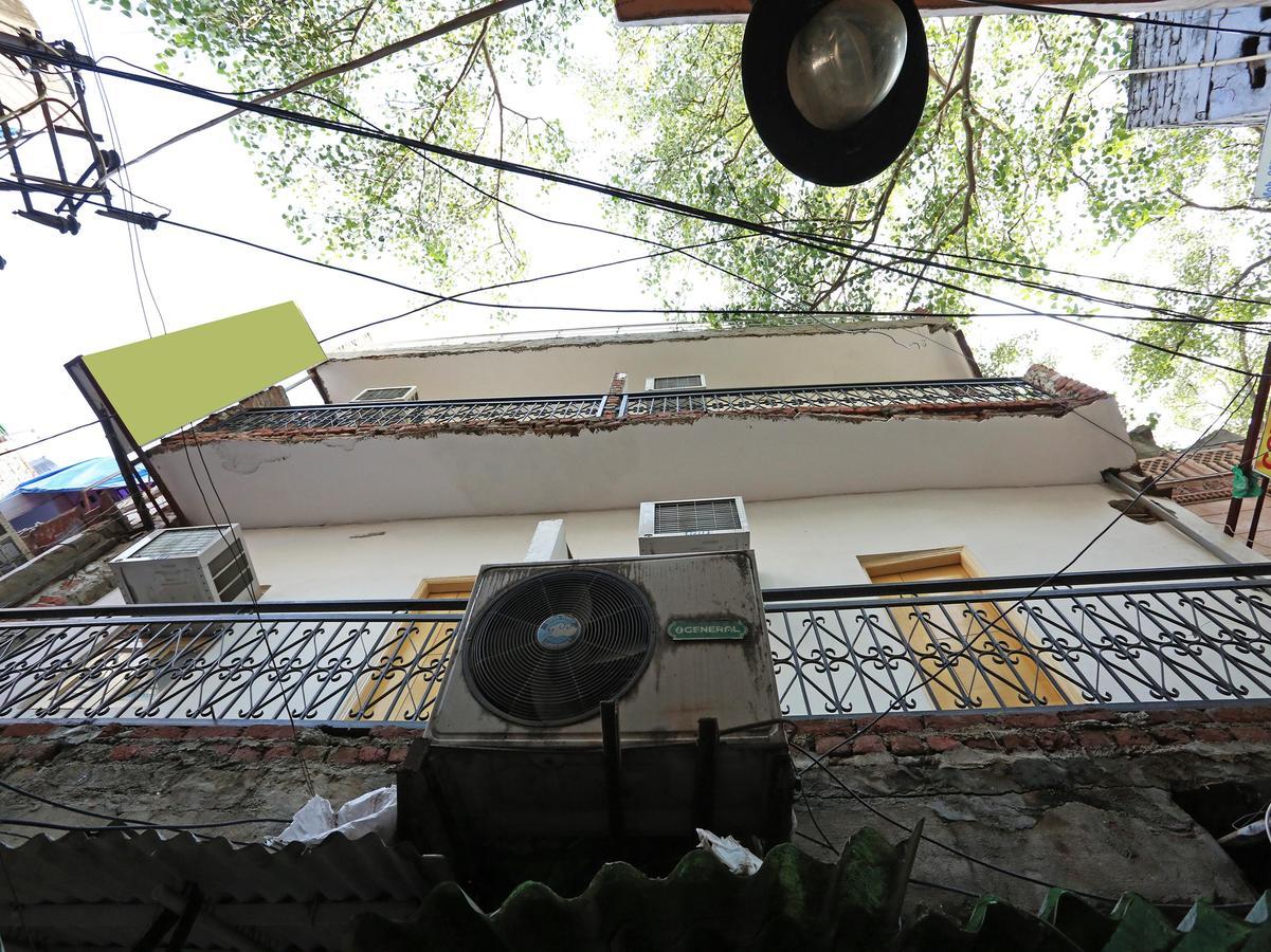 Oyo 9233 Hotel Cottage Lord Krishna Nueva Delhi Exterior foto