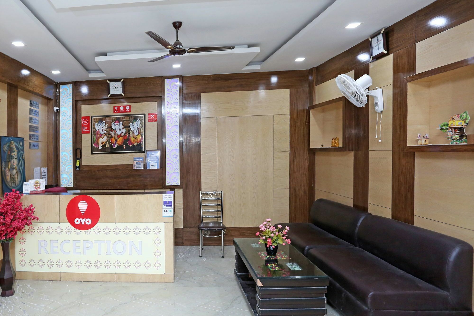 Oyo 9233 Hotel Cottage Lord Krishna Nueva Delhi Exterior foto