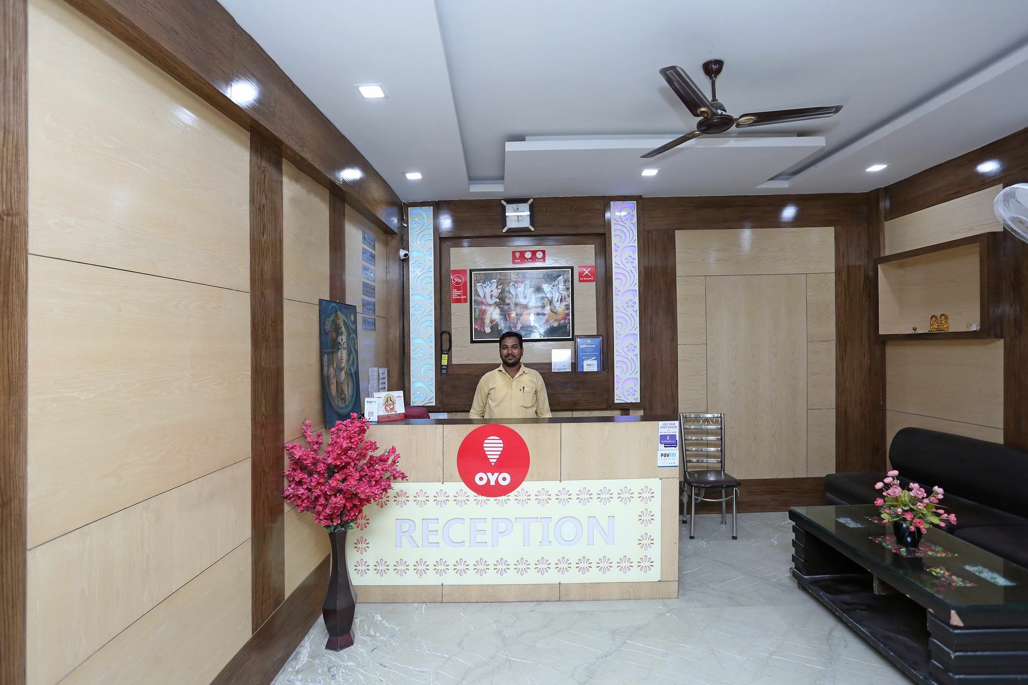 Oyo 9233 Hotel Cottage Lord Krishna Nueva Delhi Exterior foto