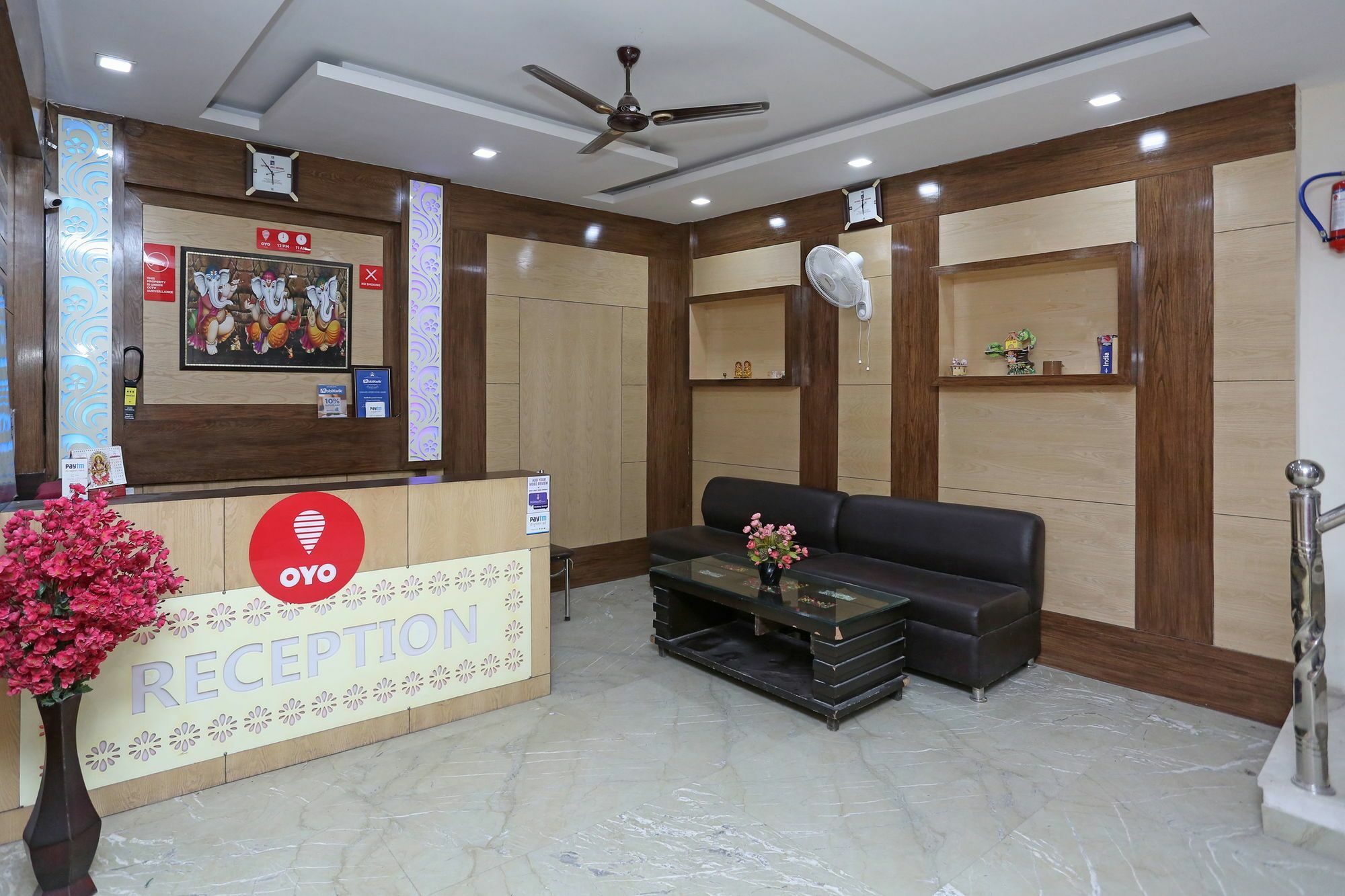 Oyo 9233 Hotel Cottage Lord Krishna Nueva Delhi Exterior foto