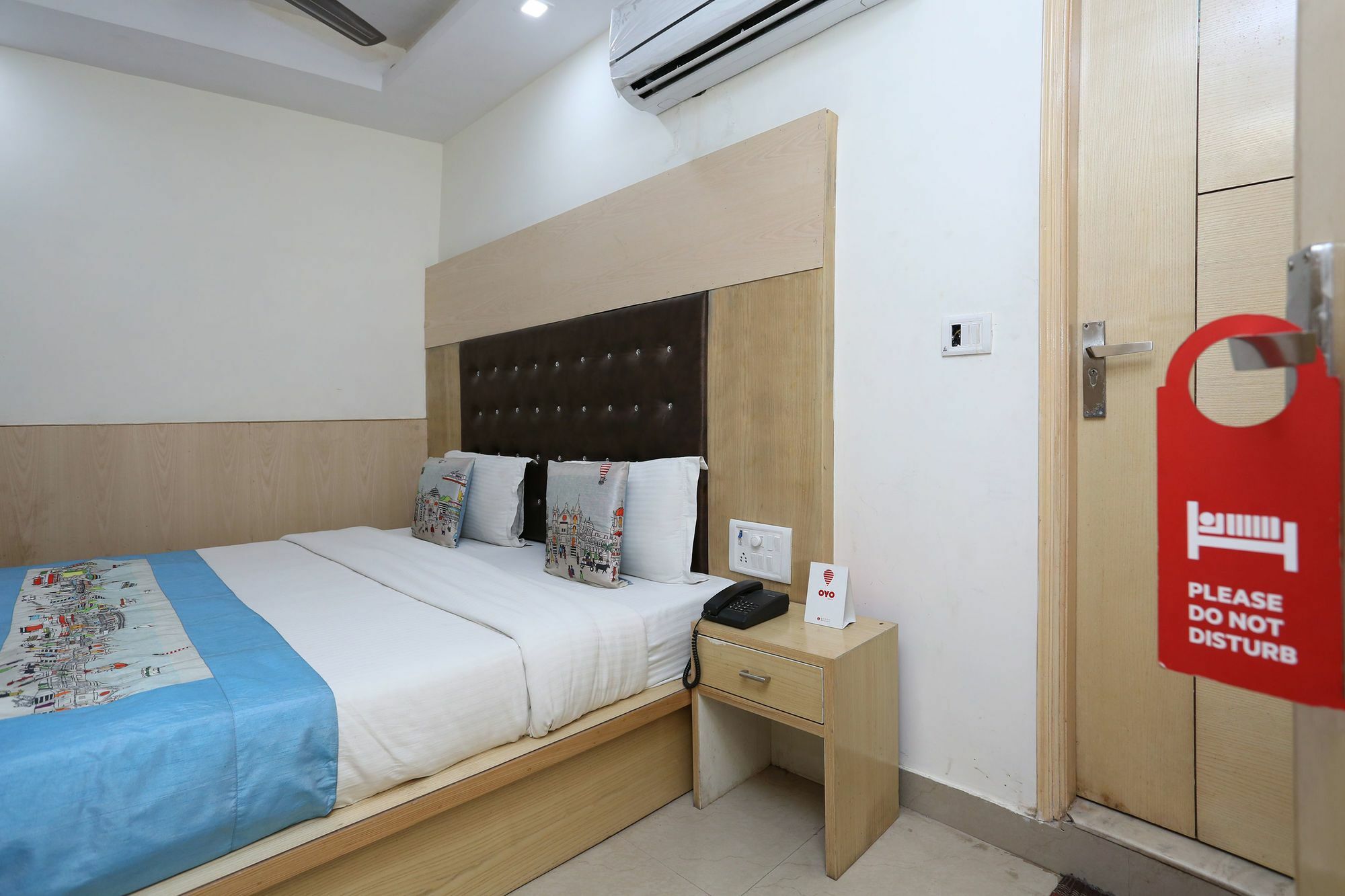 Oyo 9233 Hotel Cottage Lord Krishna Nueva Delhi Exterior foto